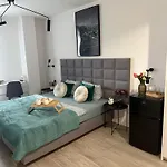 Apartment Golden Honey Apartment- Cracow Old Town *