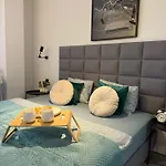 Golden Honey Apartment- Cracow Old Town *