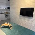 Golden Honey Apartment- Cracow Old Town Apartment *
