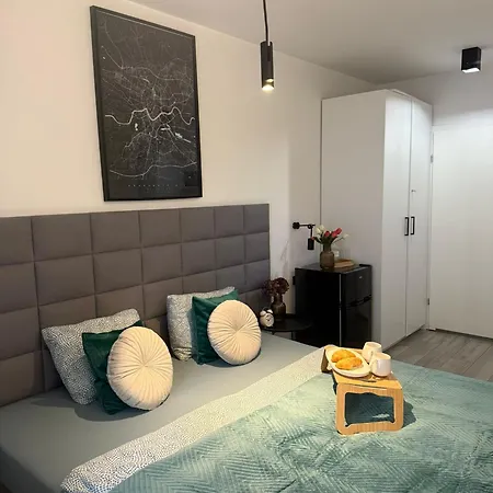Golden Honey Apartment- Cracow Old Town *